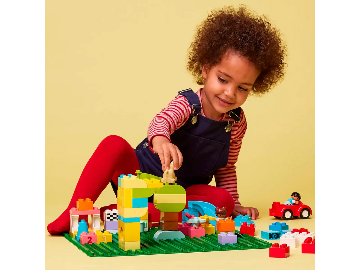 2304 LEGO® DUPLO® green base