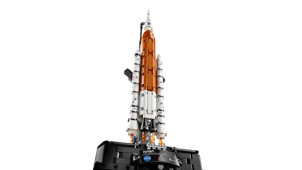 42221 Sistema di lancio spaziale razzo NASA Artemis