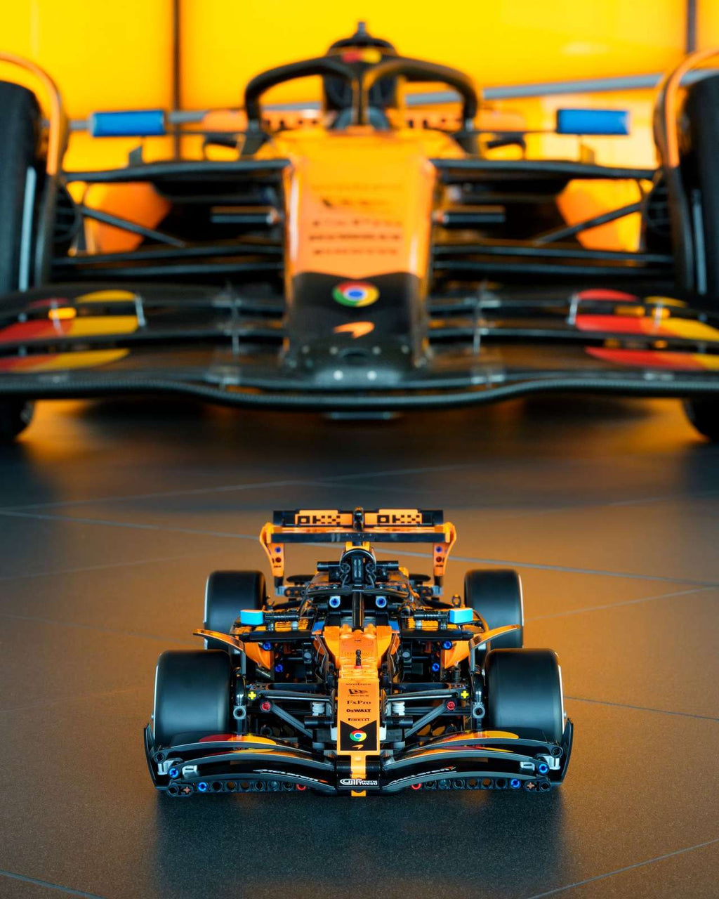 42228 Auto McLaren MCL39 F1®
