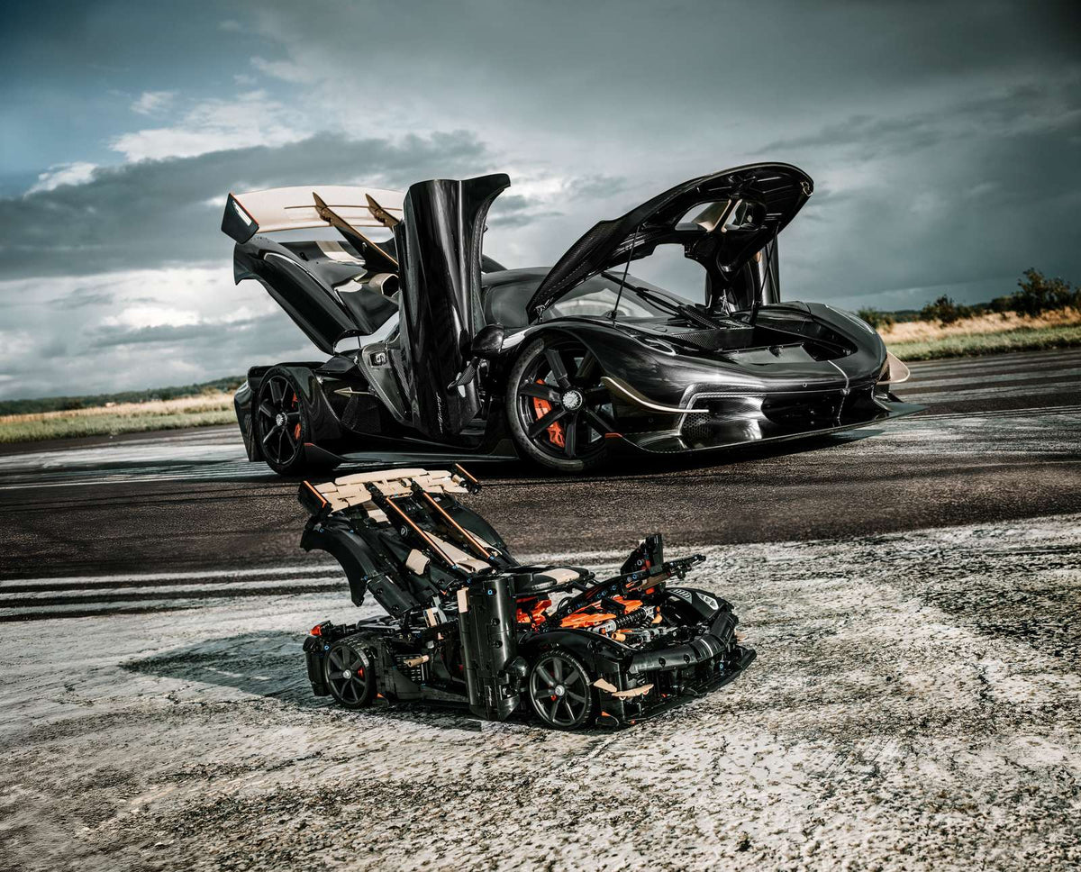 42232 Hypercar Koenigsegg Sadair's Spear