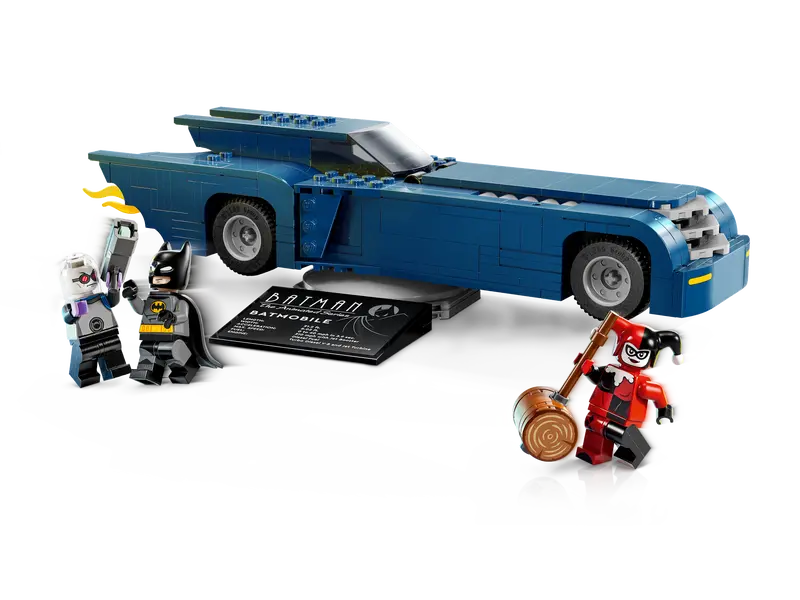 76274 Batman con Batmobile vs. Harley Quinn e Mr. Freeze
